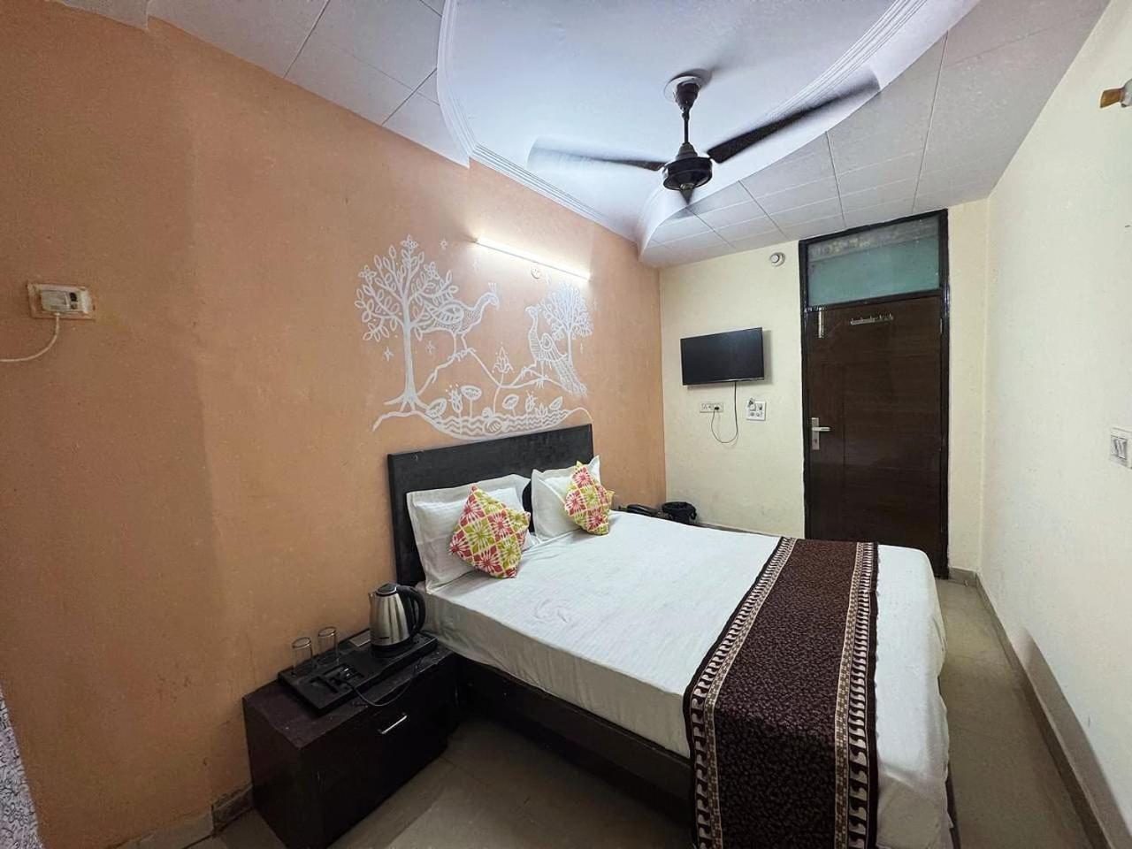 Hotel Darpan Palace -New Delhi Railway Station Zewnętrze zdjęcie
